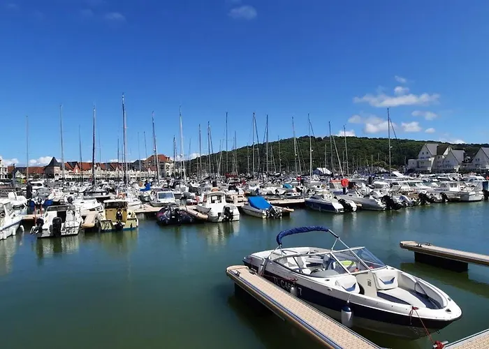 Les De La Petite Taupe - Akotee *