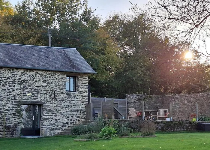 Les De La Petite Taupe - Akotee * Saint-Omer (Calvados)
